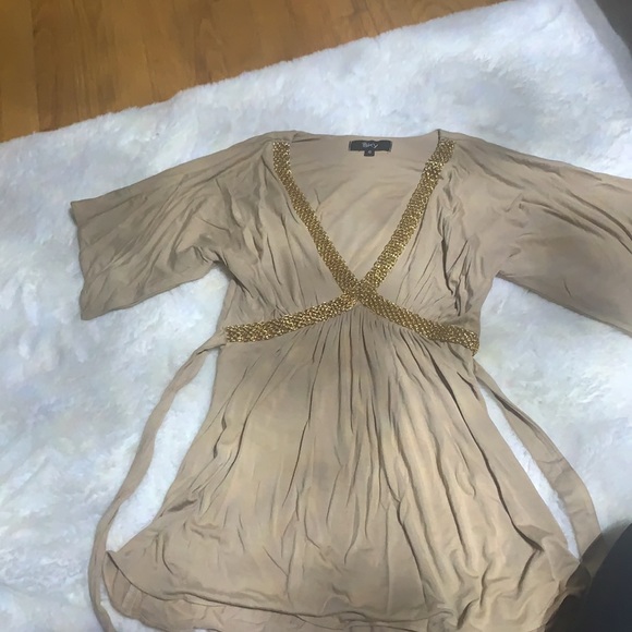 Shirt - Picture 2 of 3